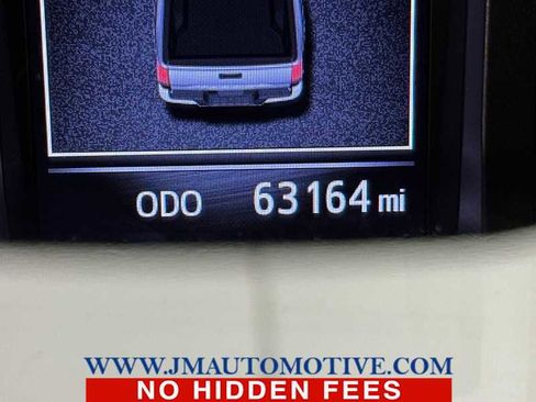 Used 2016 Toyota Tacoma TRD Sport image 20