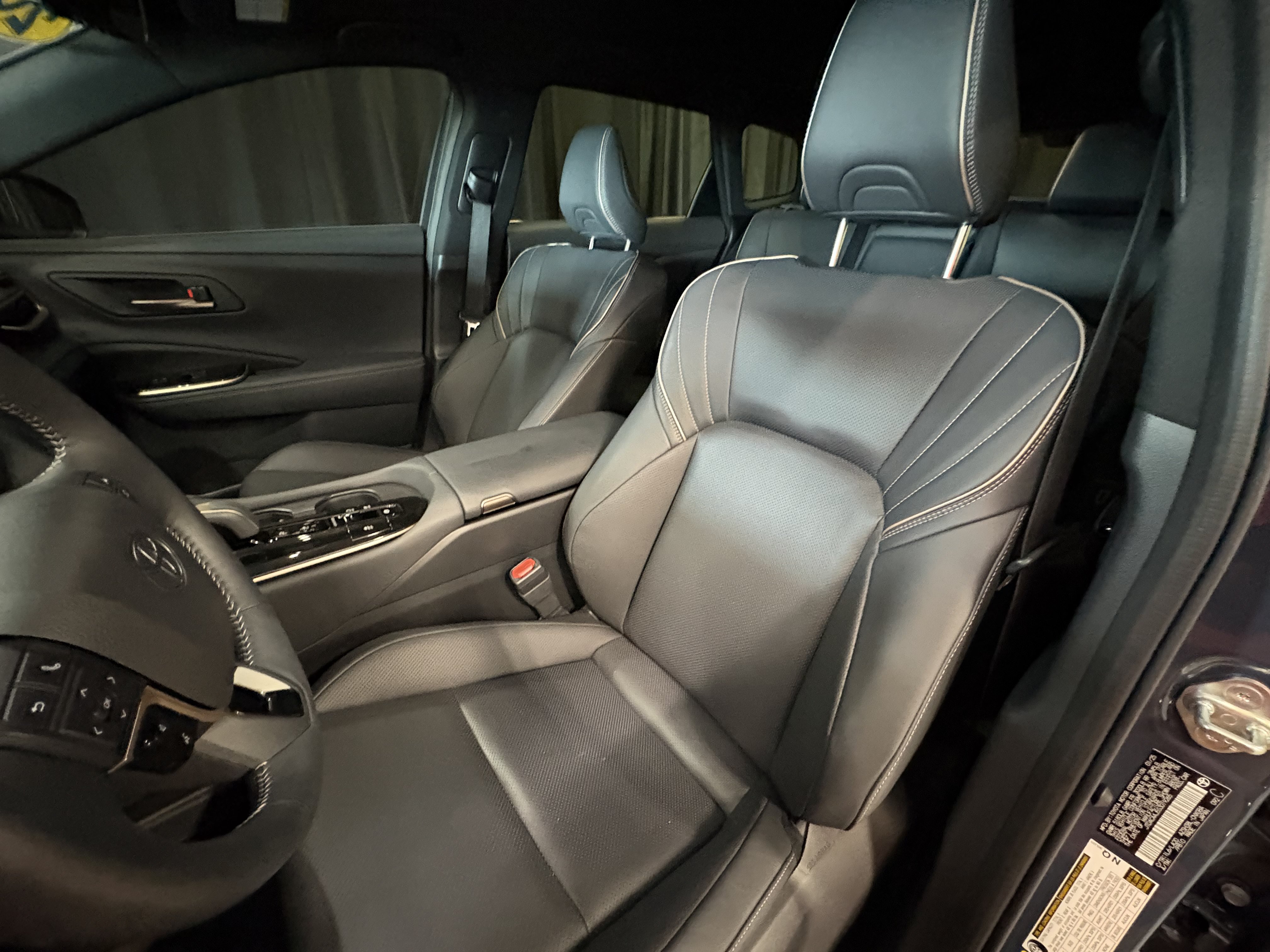 Certified 2025 Toyota Crown Signia w/ Advanced Technology Package AWD/4WD image 8
