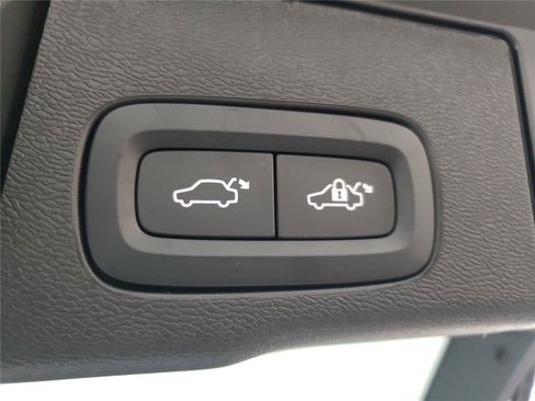 Certified 2026 Volvo XC60 B5 Plus w/ Protection Package Premier AWD/4WD image 10