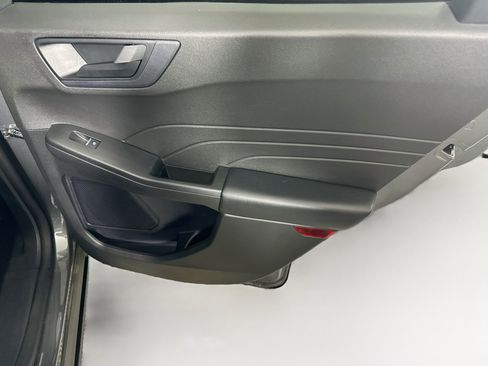 Used 2024 Ford Escape Active AWD/4WD image 29