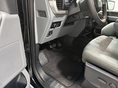 Used 2023 Ford F150 XLT RWD image 10