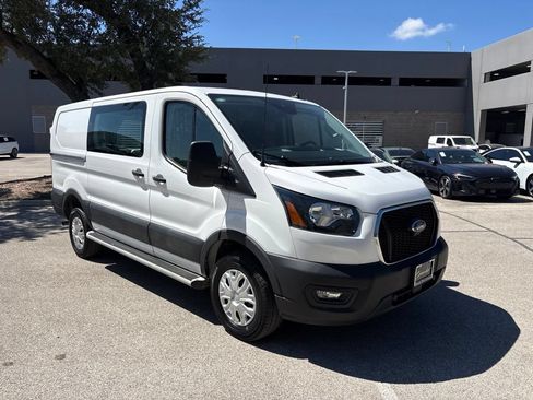 Used 2025 Ford Transit 250 Low Roof w/ Exterior Upgrade Package RWD image 4
