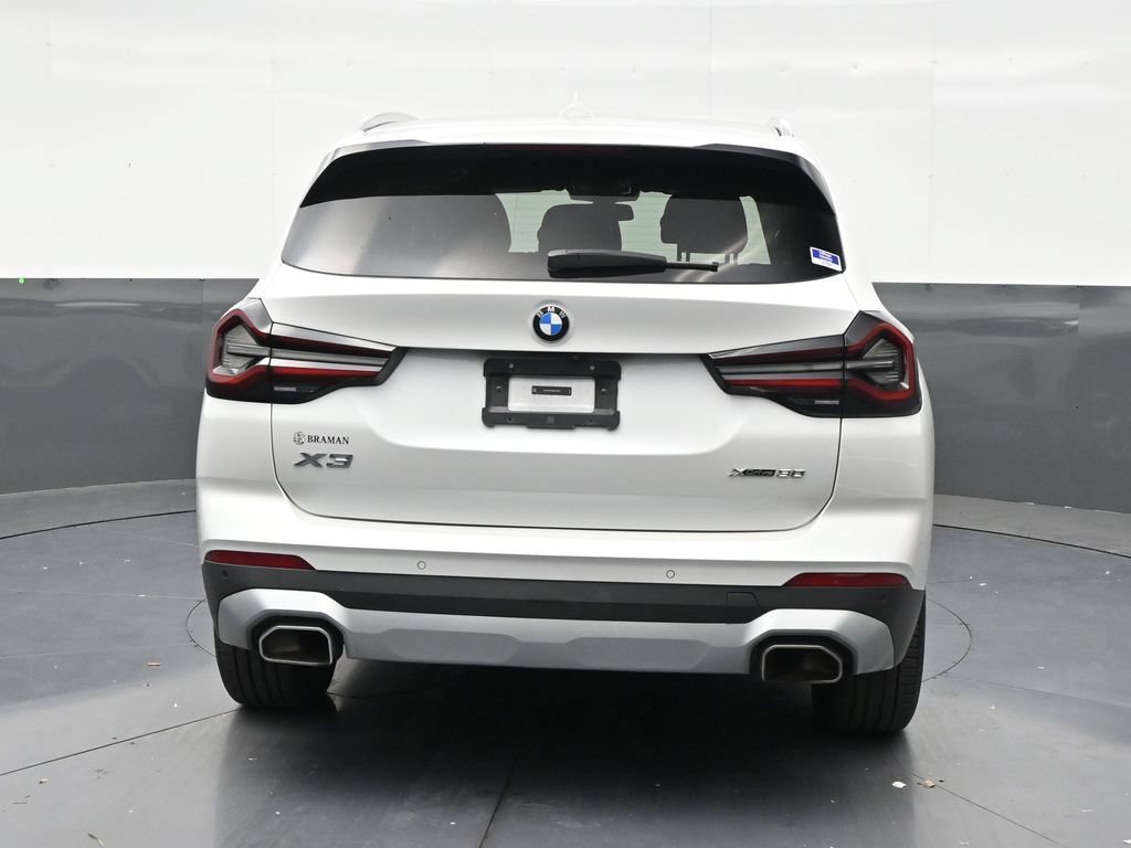 Used 2024 BMW X3 xDrive30i AWD/4WD image 4