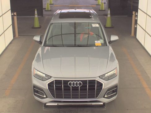 Used 2023 Audi Q5 2.0T Premium image 2