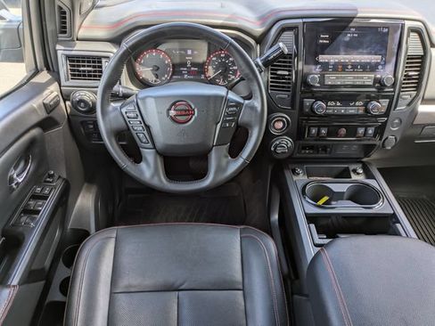 Used 2024 Nissan Titan PRO-4X w/ Pro-4x Convenience Package AWD/4WD image 16