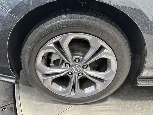 Certified 2024 Honda Accord EX image 8