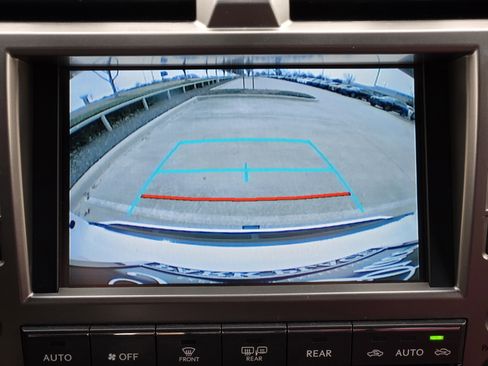 Used 2021 Lexus GX 460 Premium image 24