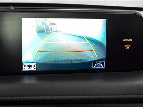 Used 2022 Lexus UX 200 UX 200 image 14