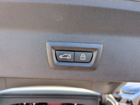 Used 2023 BMW X3 xDrive30i w/ M Sport Package image 38