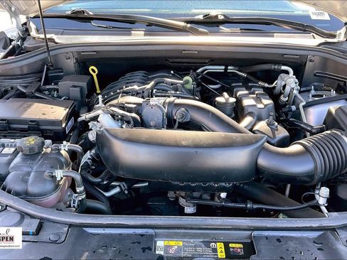 Used 2024 Dodge Durango GT image 10