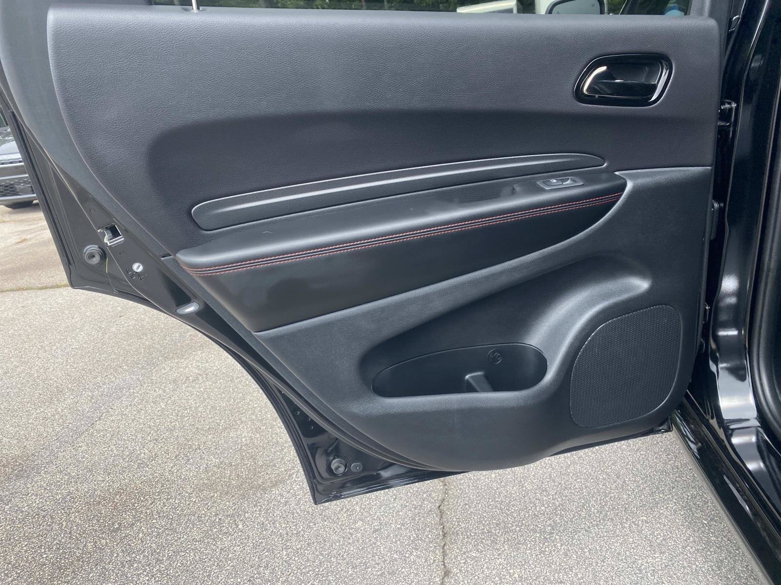 Used 2025 Dodge Durango GT RWD image 18