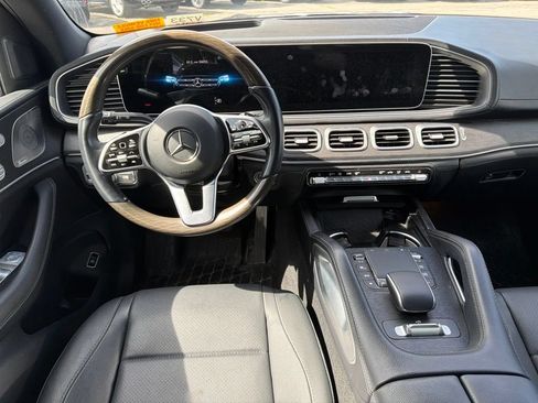 Used 2023 Mercedes-Benz GLS 450 4MATIC image 15