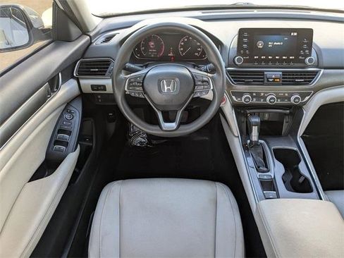 Used 2019 Honda Accord LX image 16