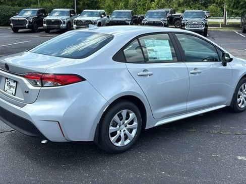 New 2026 Toyota Corolla LE FWD image 30