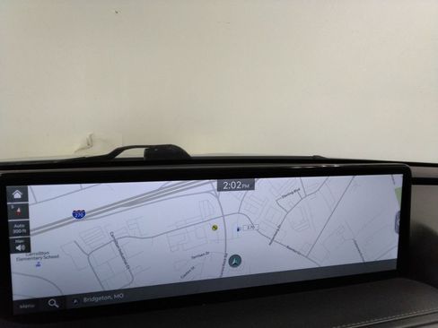 Used 2023 Genesis G80 2.5T image 23