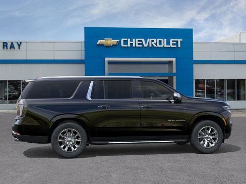 New 2026 Chevrolet Suburban Premier image 43