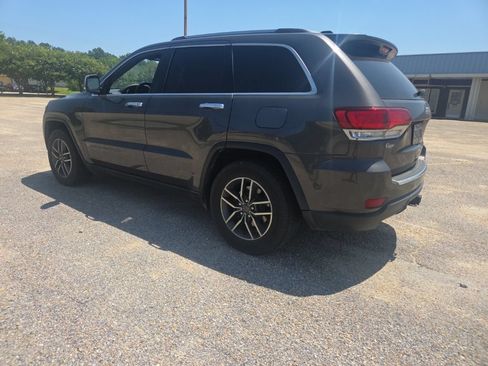 Used 2020 Jeep Grand Cherokee Limited w/ Luxury Group II RWD image 15