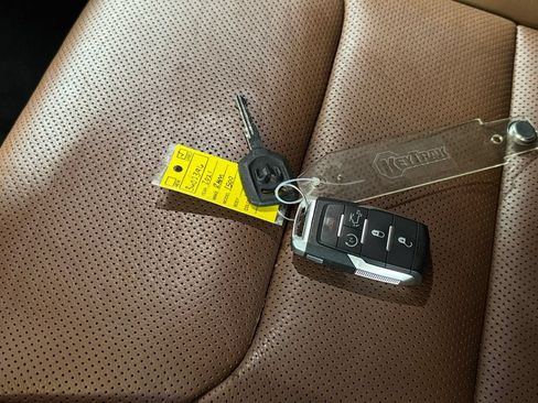 Used 2021 RAM 1500 Limited AWD/4WD image 32
