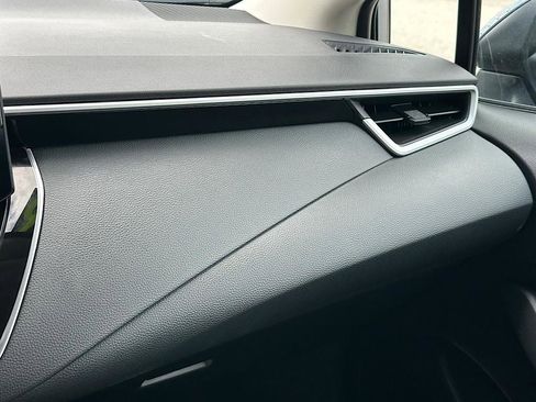 Certified 2026 Toyota Corolla LE FWD image 27