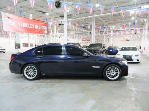 Used 2015 BMW 750Li xDrive AWD/4WD image 14