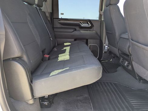 Used 2025 Chevrolet Silverado 2500 LT w/ Convenience Package image 18