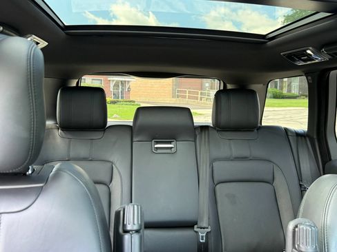 Used 2018 Land Rover Range Rover HSE AWD/4WD image 35