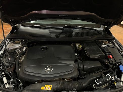 Used 2018 Mercedes-Benz CLA 250 image 35