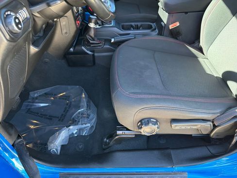 Used 2022 Jeep Gladiator Rubicon w/ Trailer Tow Package image 23