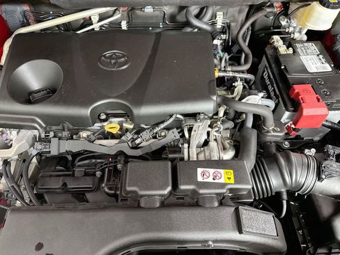 Used 2019 Toyota RAV4 LE FWD image 37