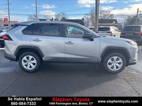 New 2025 Toyota RAV4 LE image 8