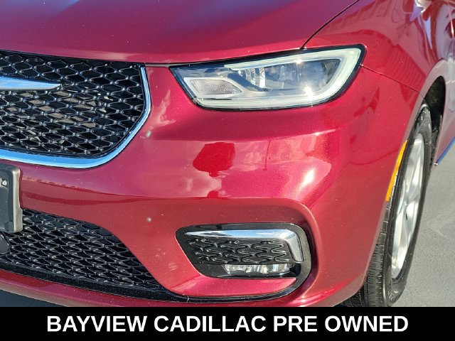 Used 2023 Chrysler Pacifica Limited FWD image 10