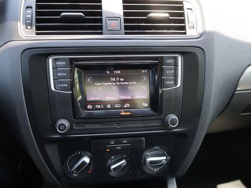 Used 2018 Volkswagen Jetta S FWD image 20