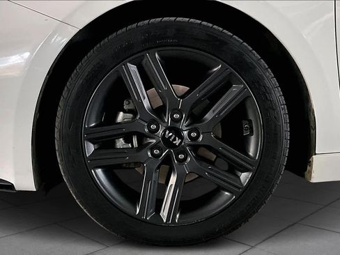 Used 2020 Kia Forte GT-Line image 10