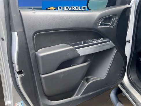 Used 2020 Chevrolet Colorado LT RWD image 21