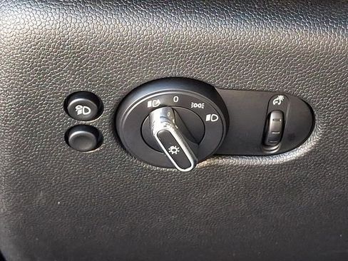 Used 2022 MINI Cooper S image 30