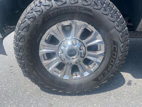 Used 2019 Ford F350 XLT w/ XLT Premium Package AWD/4WD image 31