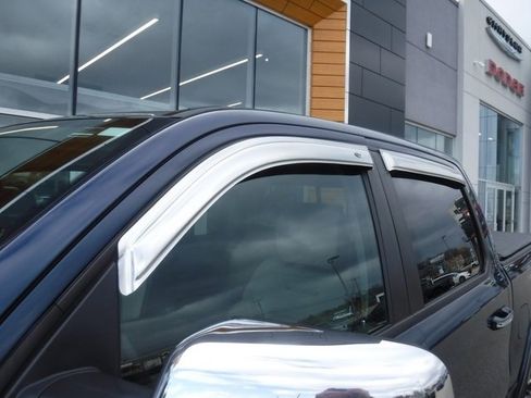 Certified 2022 RAM 1500 Laramie image 9