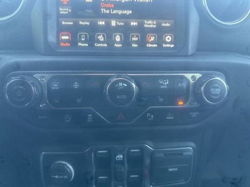 Used 2020 Jeep Gladiator Rubicon image 15