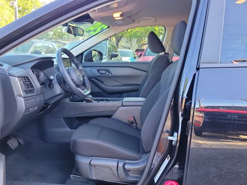 Certified 2024 Nissan Rogue S image 17