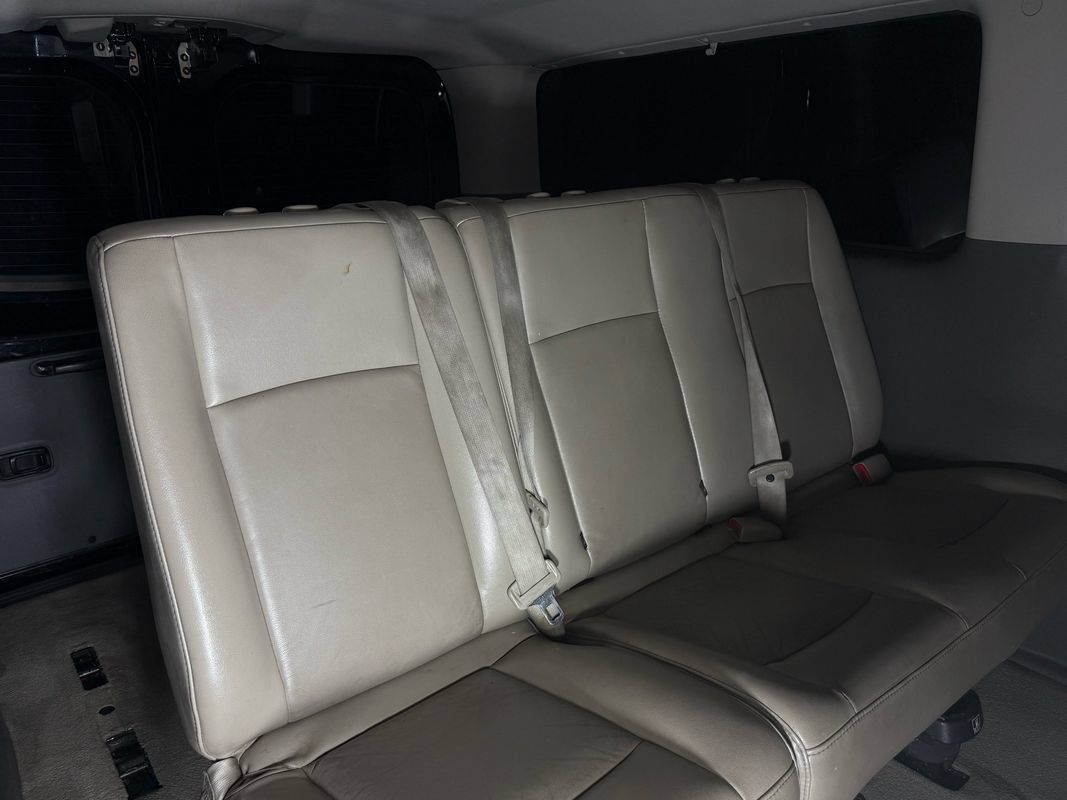 Used 2014 Nissan NV 3500 SL w/ Technology Package RWD image 11