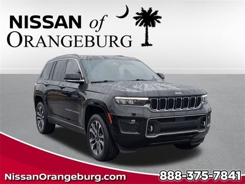 Used 2022 Jeep Grand Cherokee Overland image 1