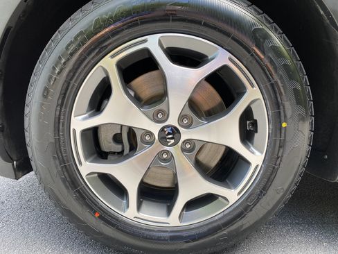 Used 2021 Kia Telluride EX AWD/4WD image 38