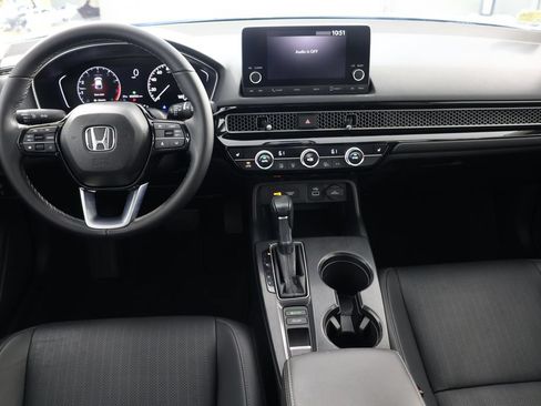 Used 2023 Honda Civic EX-L image 2