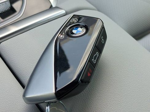 New 2027 BMW X7 xDrive40i w/ Executive Package AWD/4WD image 29