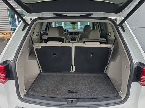 Used 2020 Volkswagen Atlas SEL FWD image 30