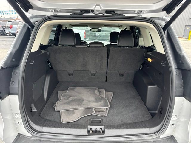 Used 2018 Ford Escape Titanium w/ Ford Safe & Smart Package AWD/4WD image 34