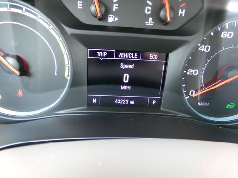 Used 2018 Chevrolet Malibu Hybrid FWD image 14