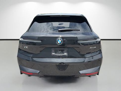 Used 2025 BMW iX xDrive50 AWD/4WD image 4
