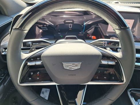 New 2026 Cadillac Lyriq Sport image 18