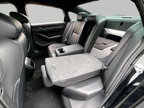 Used 2020 Honda Accord Sport image 20